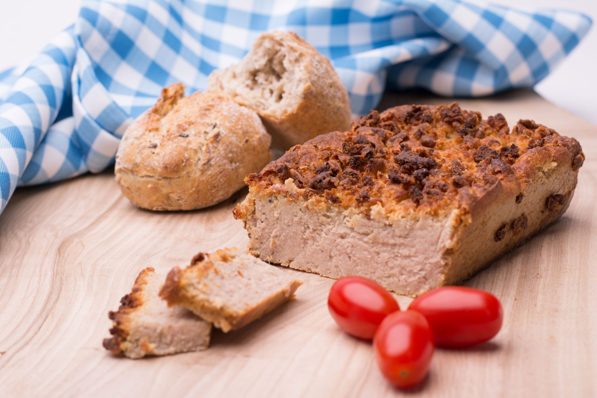 BIEGUN PASZTET ZAPIEKANY Z ZURAWINA 0,5KG MAP