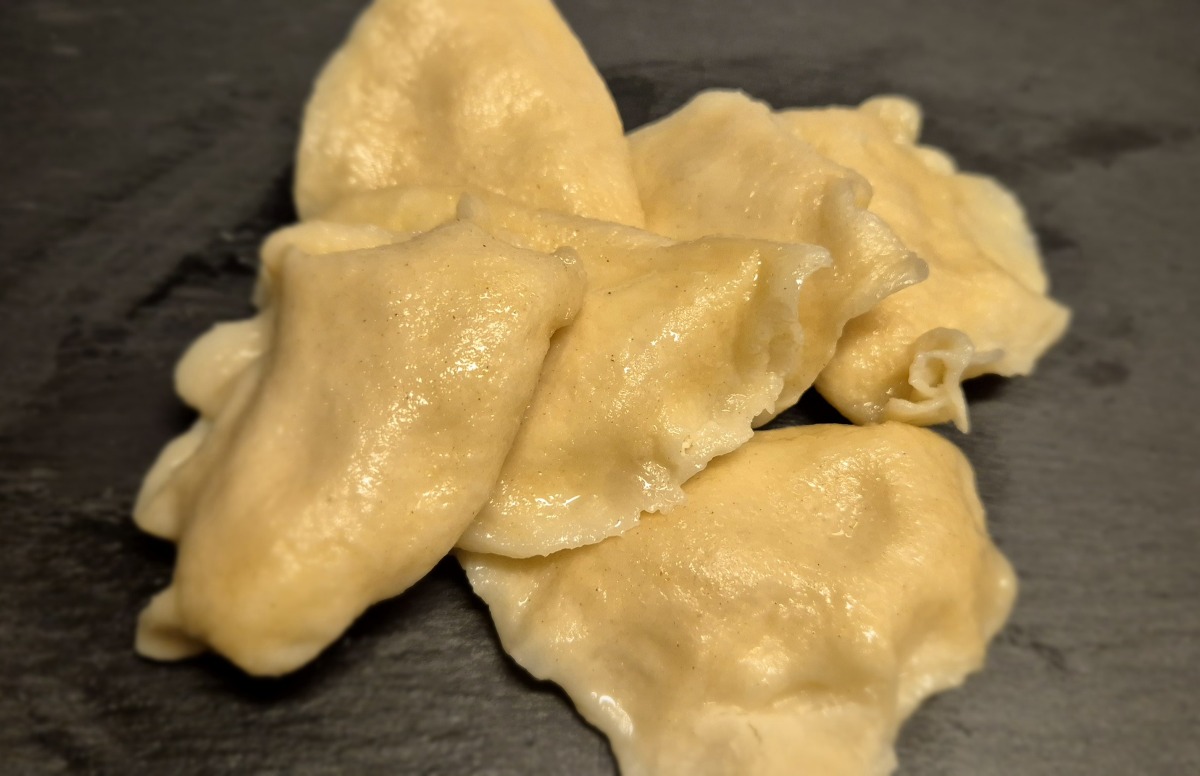 FARMER PIEROGI Z SEREM 300G